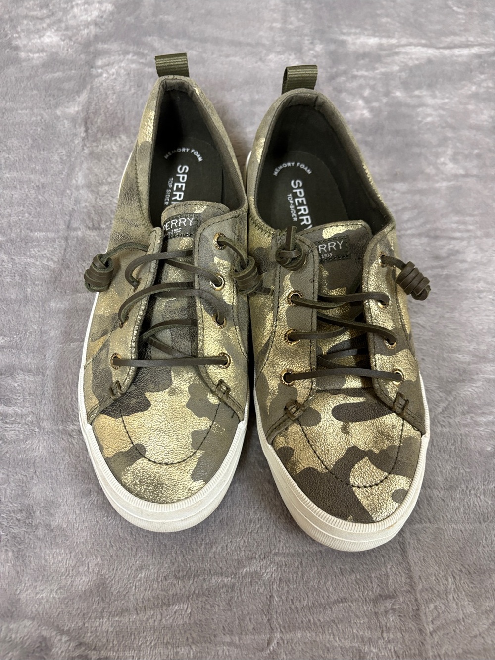 Sperry Kids Olive Camo Metallic Lace-Up Sneakers